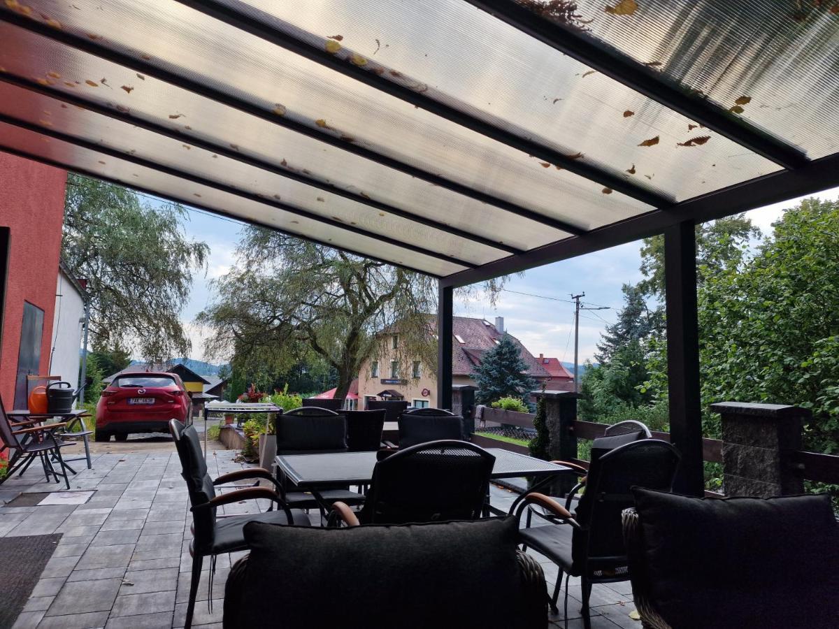 Penzion U Jezevce Hřensko Extérieur photo